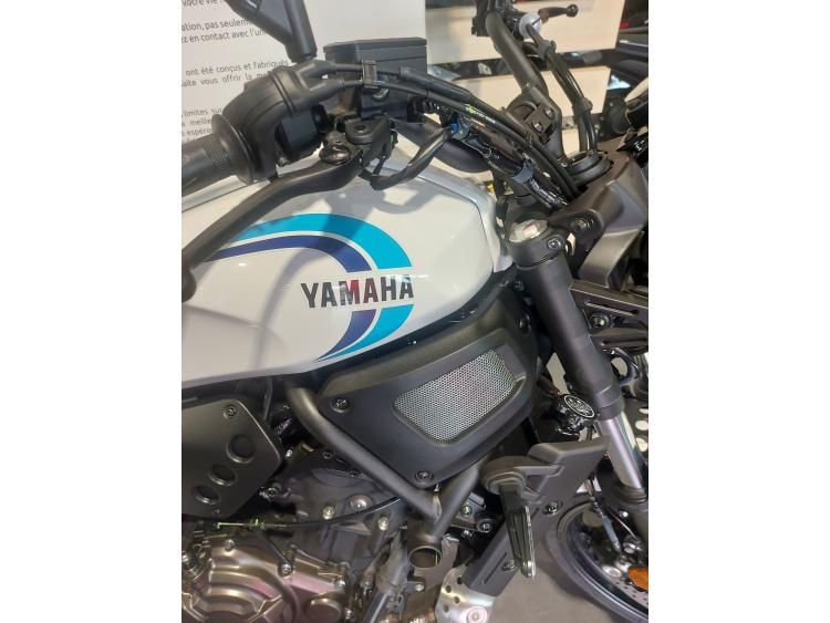 YAMAHA XSR 700