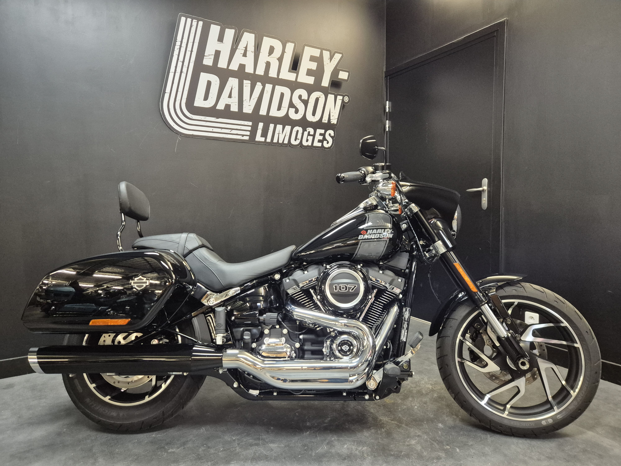 HARLEY-DAVIDSON SOFTAIL SPORT GLIDE 1745