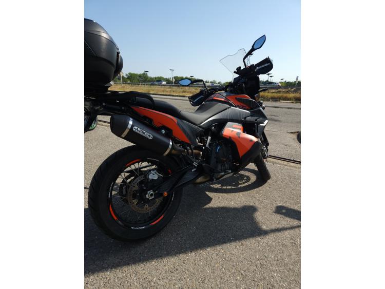 KTM 890 ADVENTURE