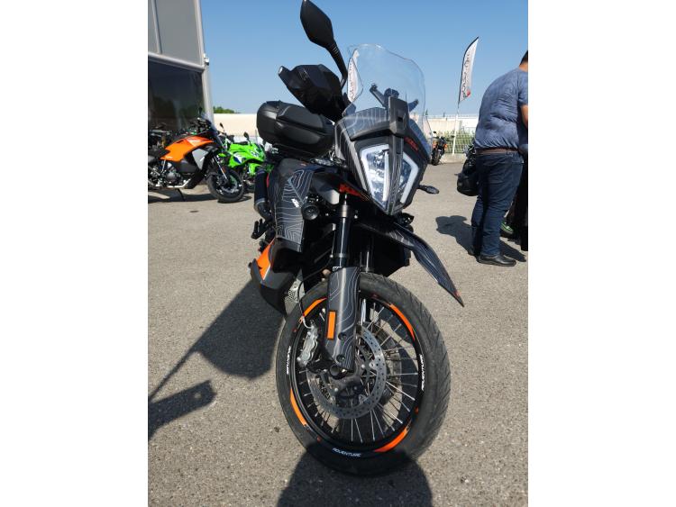 KTM 890 ADVENTURE