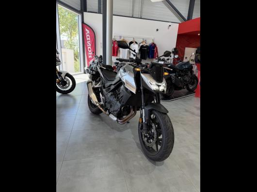 HONDA CB 750 HORNET