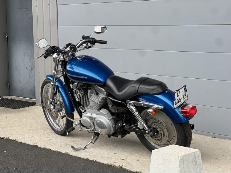 HARLEY-DAVIDSON SPORTSTER 883 XL