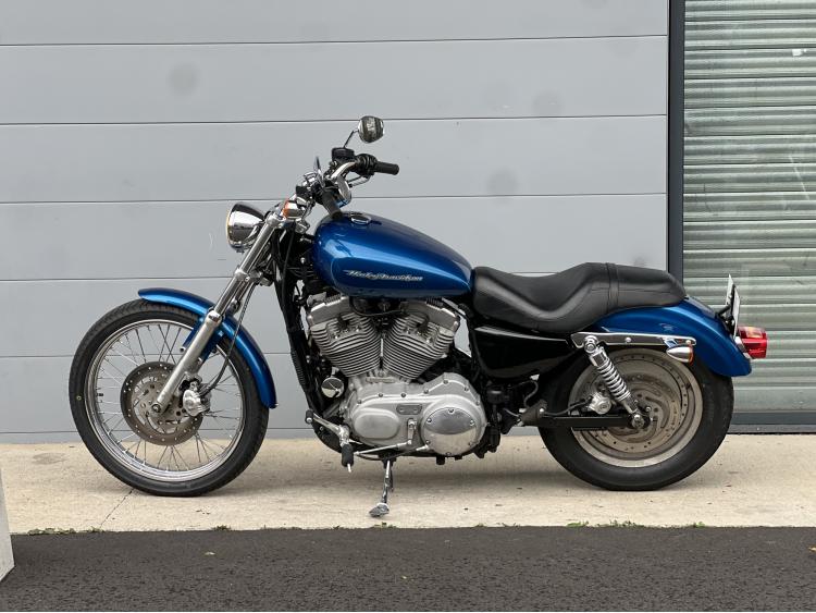 HARLEY-DAVIDSON SPORTSTER 883 XL