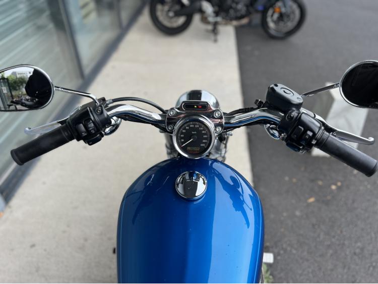 HARLEY-DAVIDSON SPORTSTER 883 XL