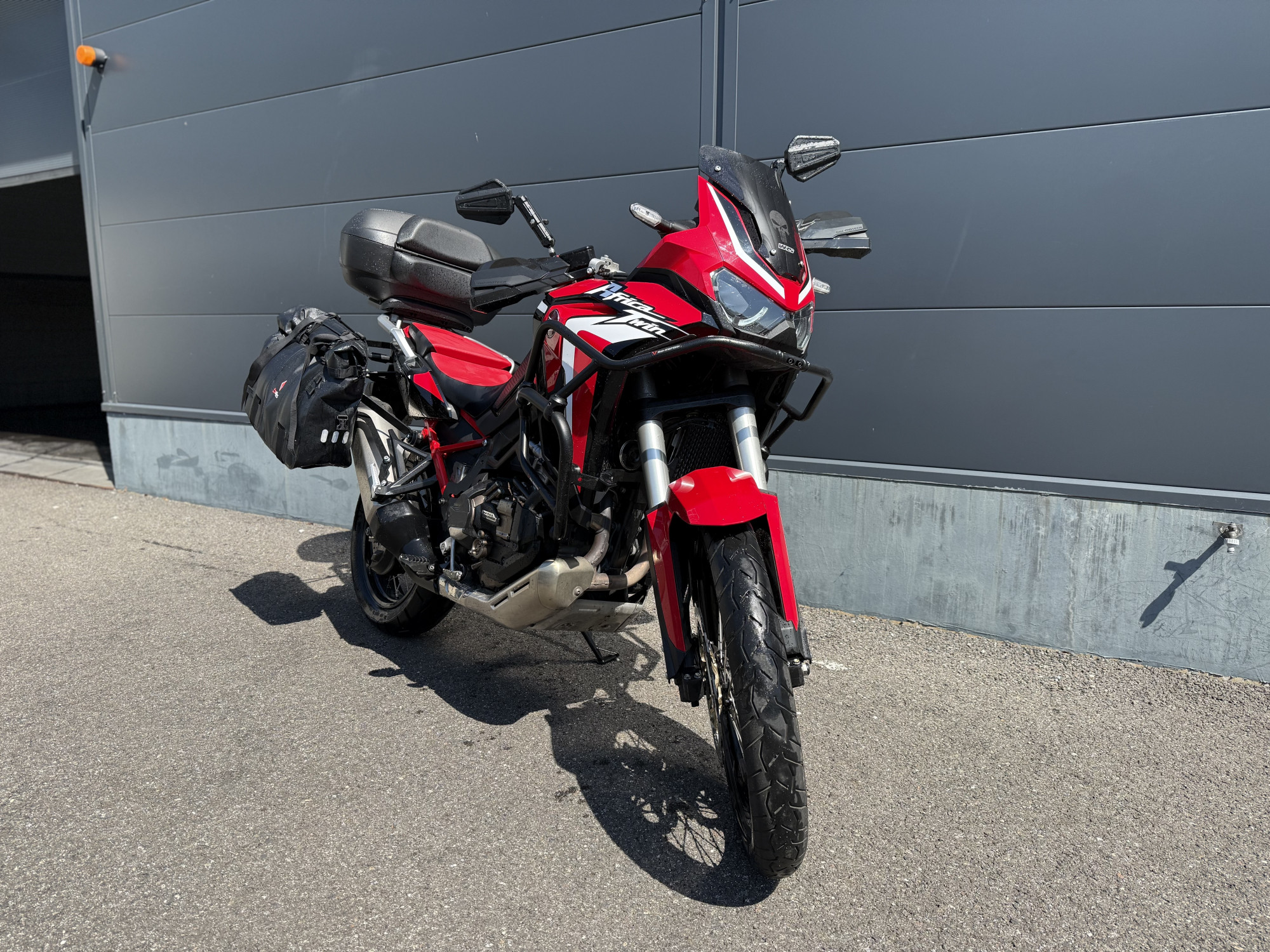 HONDA AFRICA TWIN CRF1000D DCT