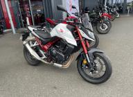 HONDA CB 750 HORNET