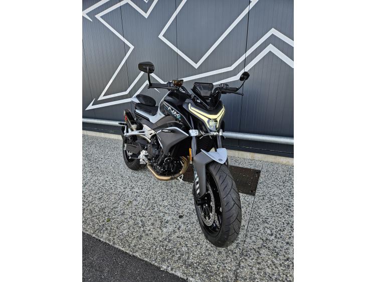 CF MOTO NK 800 SPORT