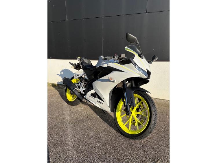 YAMAHA YZF 125 R ABS