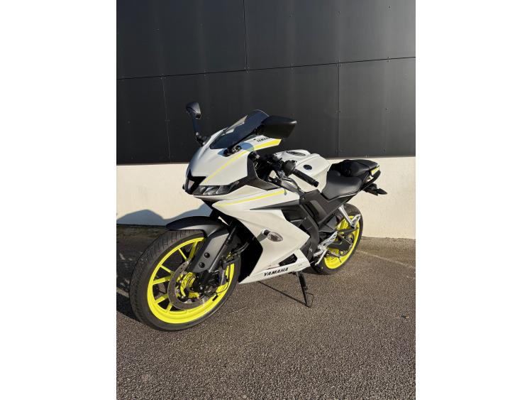YAMAHA YZF 125 R ABS