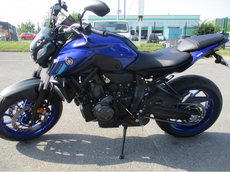 YAMAHA MT-07