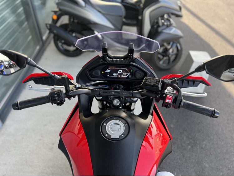 YAMAHA TRACER 7