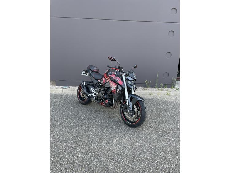 SUZUKI GSX-S 950
