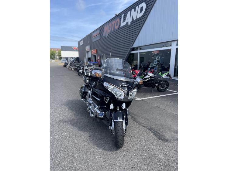 HONDA GL 1800 GOLDWING