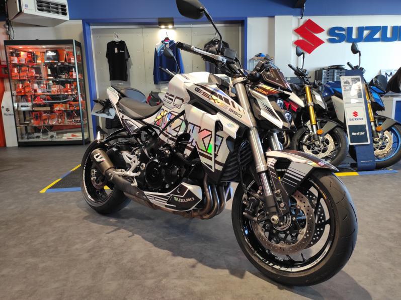 SUZUKI GSX-S 950
