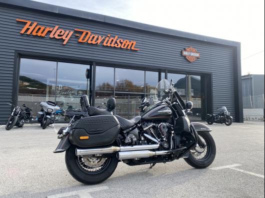 HARLEY-DAVIDSON SOFTAIL HERITAGE 1745 CLASSIC