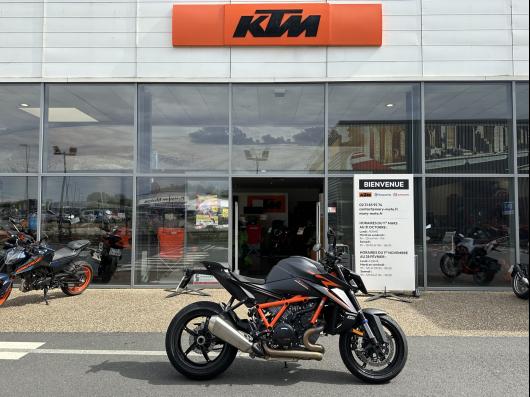 KTM 1390 SUPER DUKE R EVO