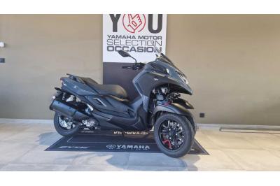 YAMAHA TRICITY 300