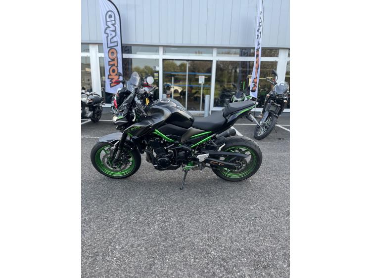 KAWASAKI Z 900