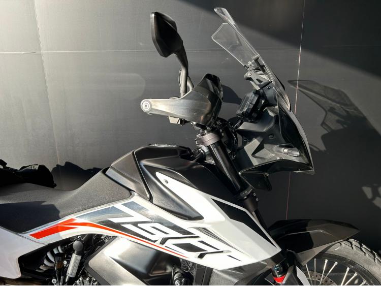 KTM 790 ADVENTURE - Shifter Bluetooth et Bagagerie