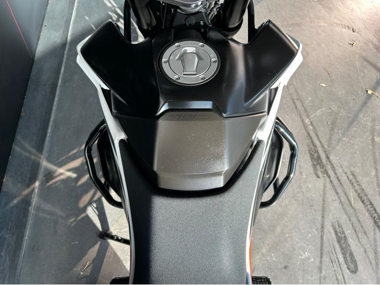 KTM 790 ADVENTURE - Shifter Bluetooth et Bagagerie