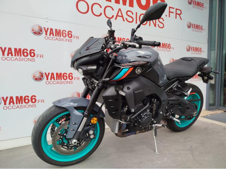 YAMAHA MT-10