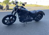 HARLEY-DAVIDSON SOFTAIL STREET BOB 1868
