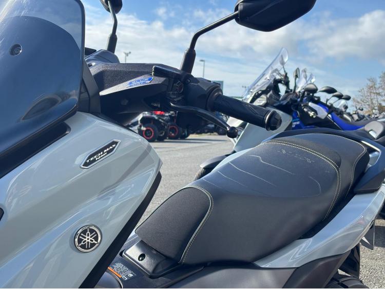 YAMAHA NMAX 125 TECH MAX