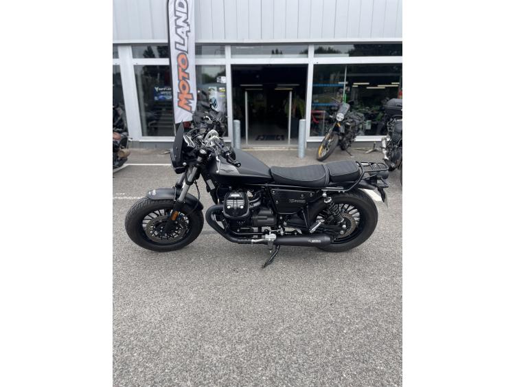 MOTO GUZZI V9 BOBBER