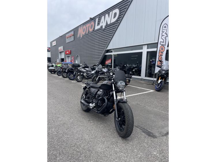 MOTO GUZZI V9 BOBBER