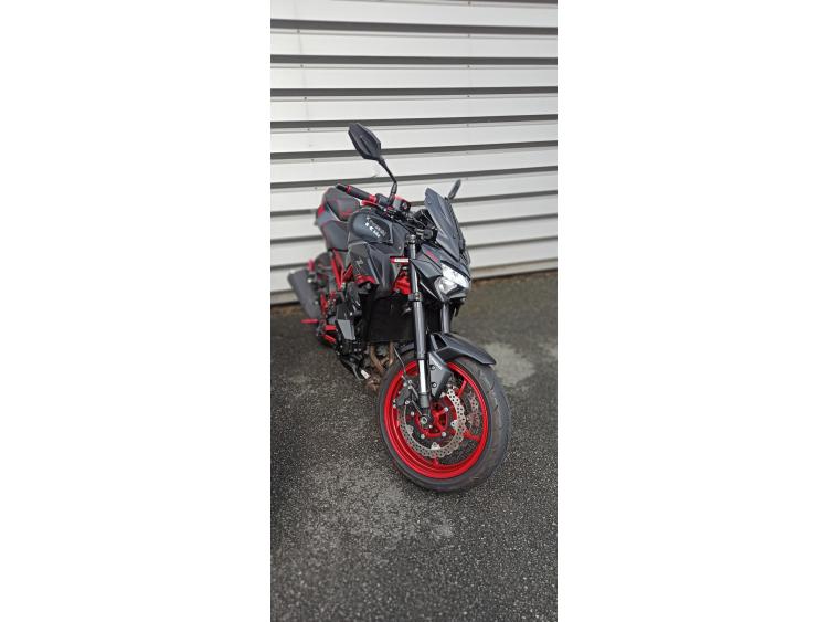 KAWASAKI Z 900