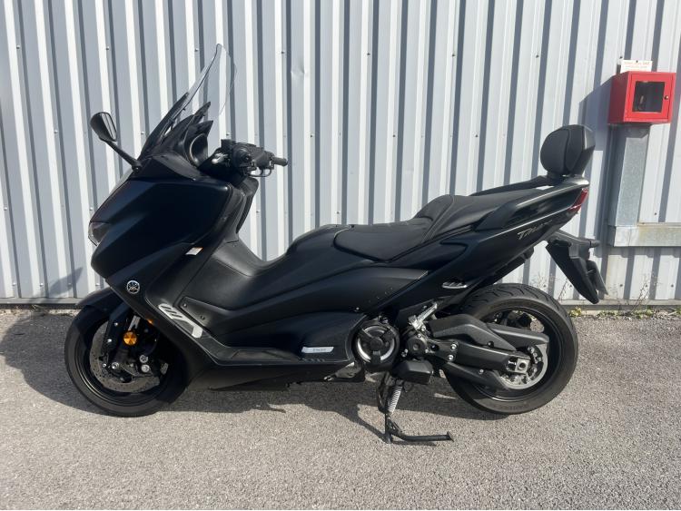 YAMAHA XP T-MAX 560 (A PARTIR DE 131€/MOIS)