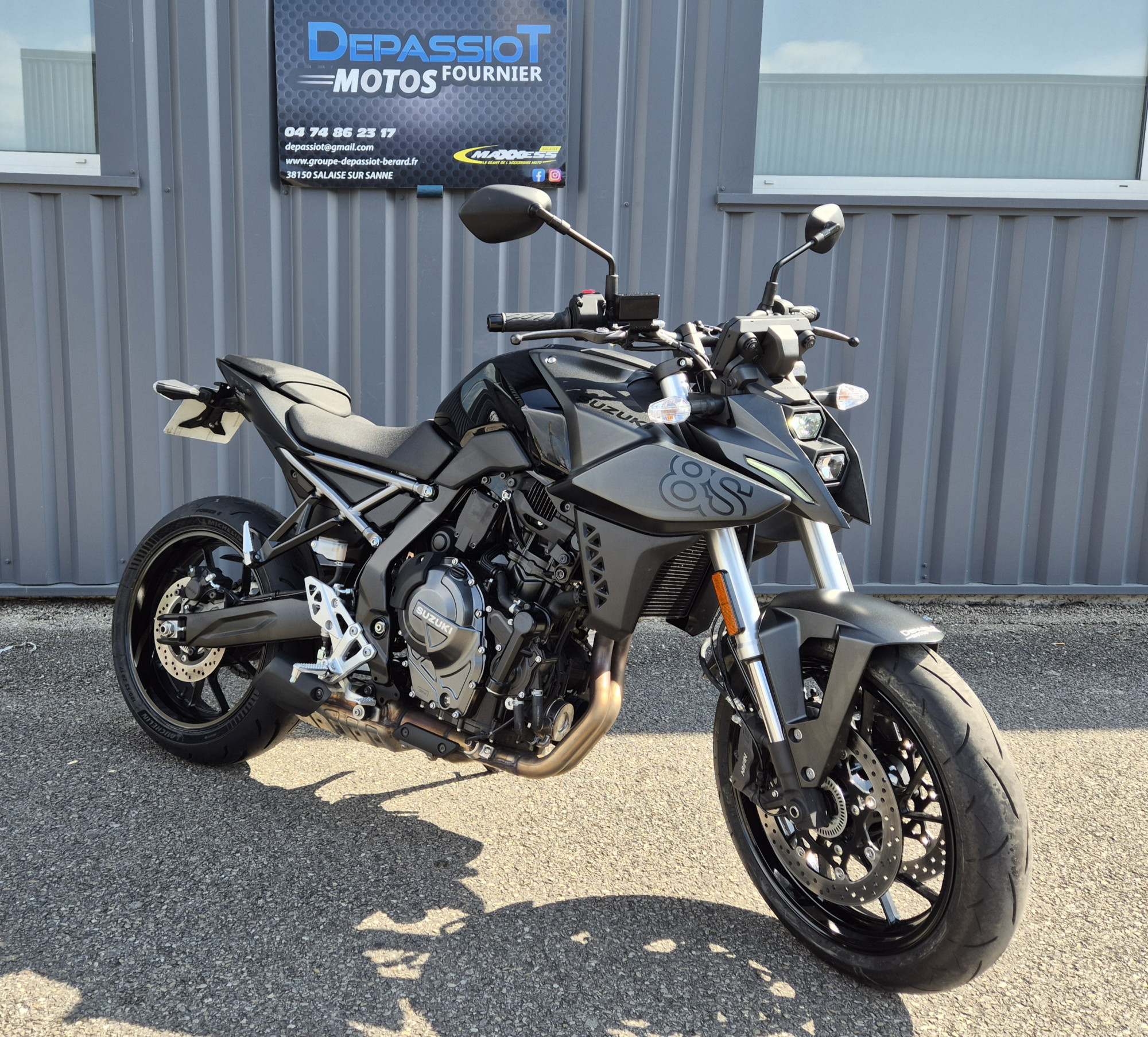 Photo du véhicule SUZUKI