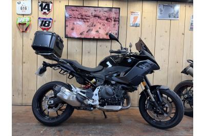 BMW F 900 XR