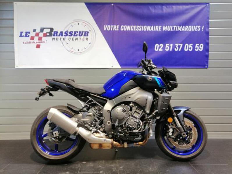 YAMAHA MT-10