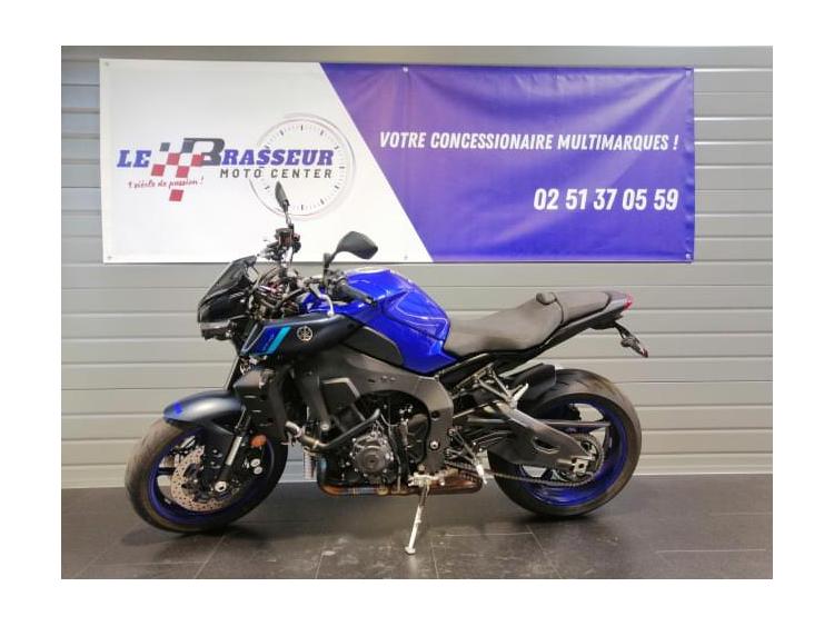 YAMAHA MT-10