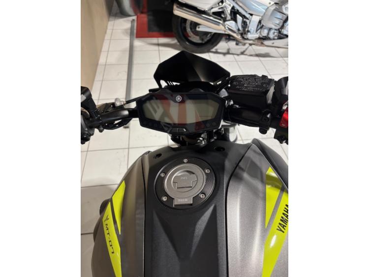YAMAHA MT-07 (47.5CV)