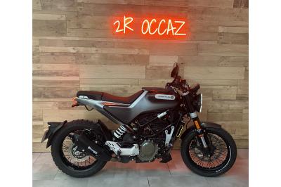 HUSQVARNA SVARTPILEN 125 ABS