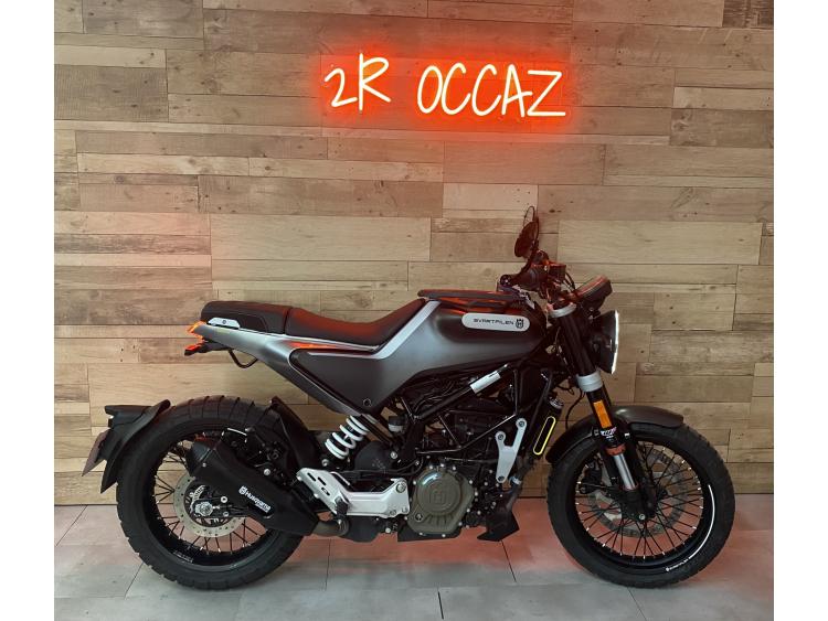 HUSQVARNA SVARTPILEN 125 ABS