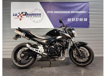 SUZUKI GSR 600 YOSHIMURA