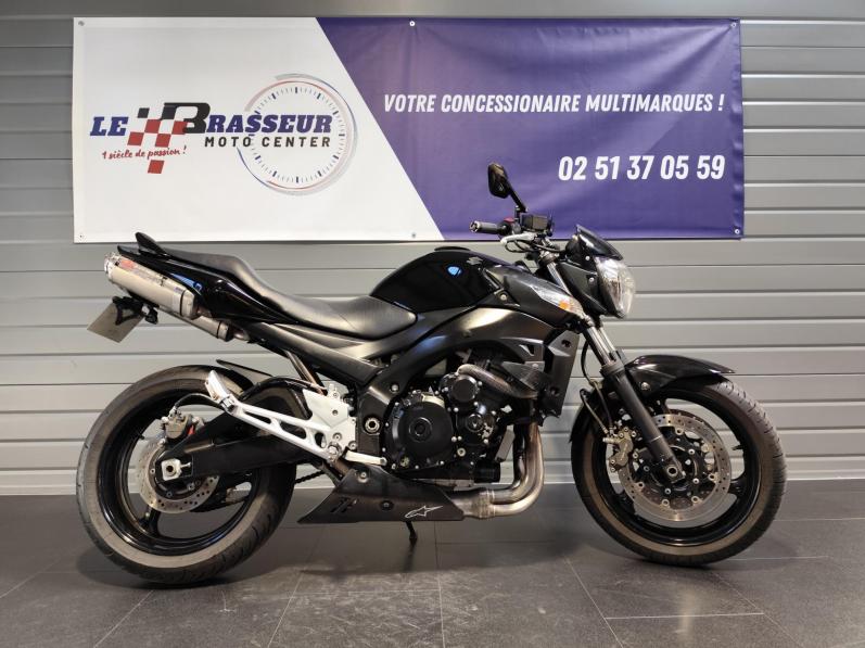 SUZUKI GSR 600 YOSHIMURA