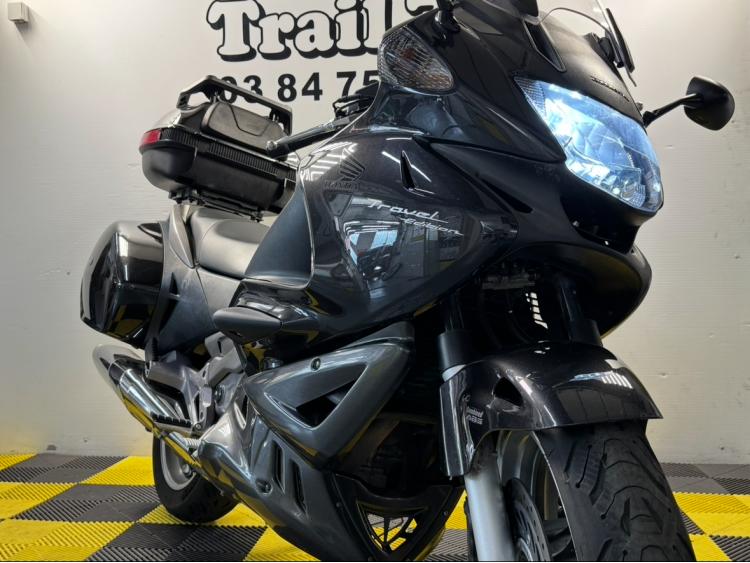 HONDA NTV DEAUVILLE 700 C-ABS