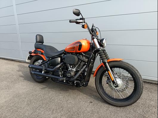 HARLEY-DAVIDSON SOFTAIL STREET BOB 1868