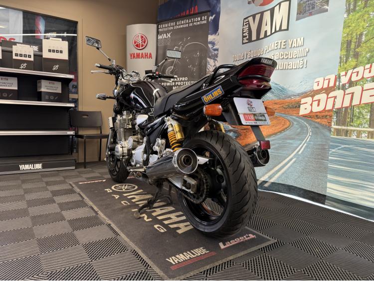 YAMAHA XJR 1300