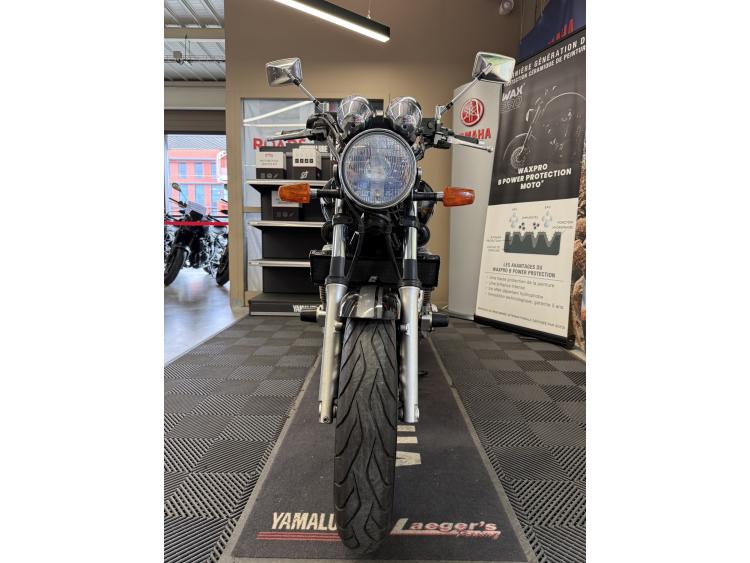 YAMAHA XJR 1300