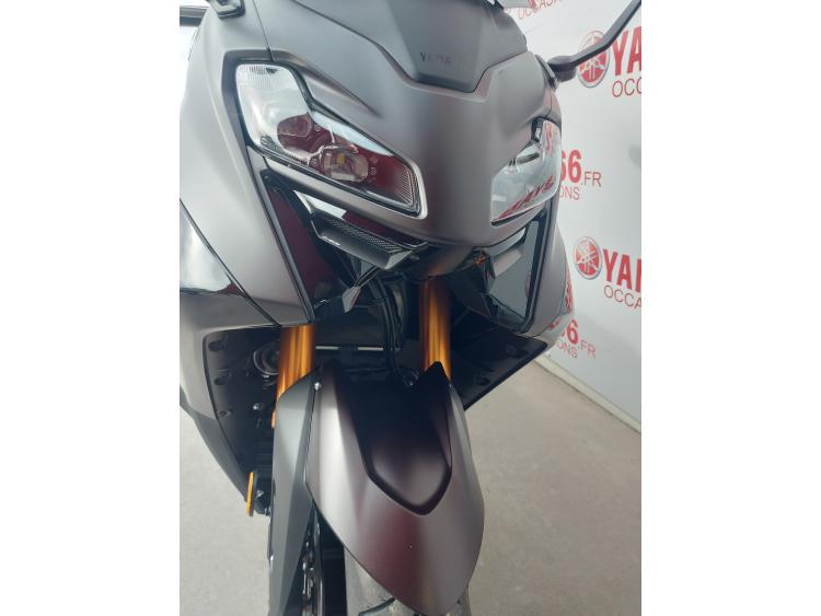 YAMAHA XP T-MAX 560 TECH MAX Pack BCD + Ligne Akrapovic Titane