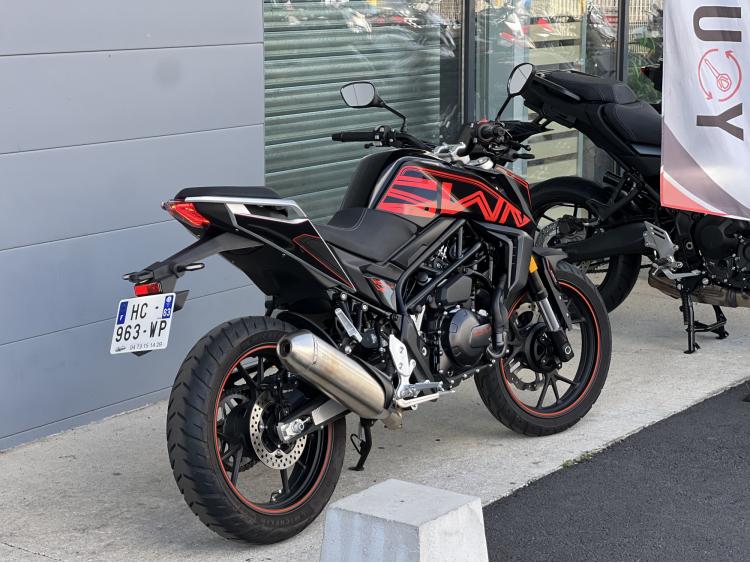 SWM 400 HOKU