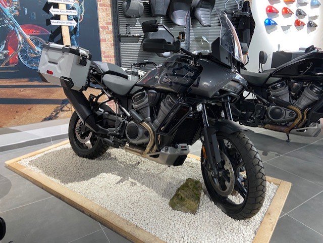 HARLEY-DAVIDSON ADVENTURE PAN AMERICA 1250 SPECIAL