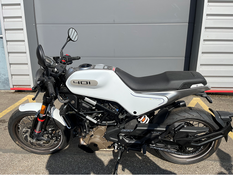 HUSQVARNA VITPILEN 401 NEUVE