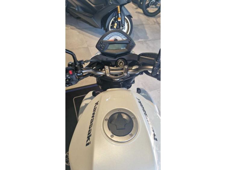 KAWASAKI ER-6