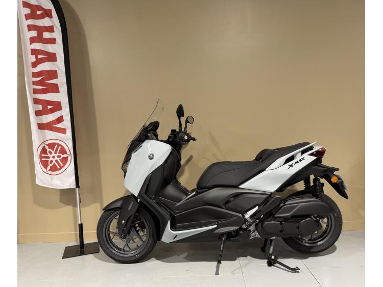 YAMAHA XMAX 125 TECH MAX + 